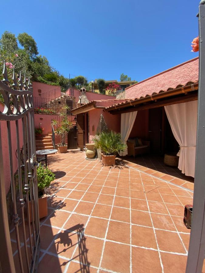 Beautifulhousebybeach Solanas  Luaran gambar