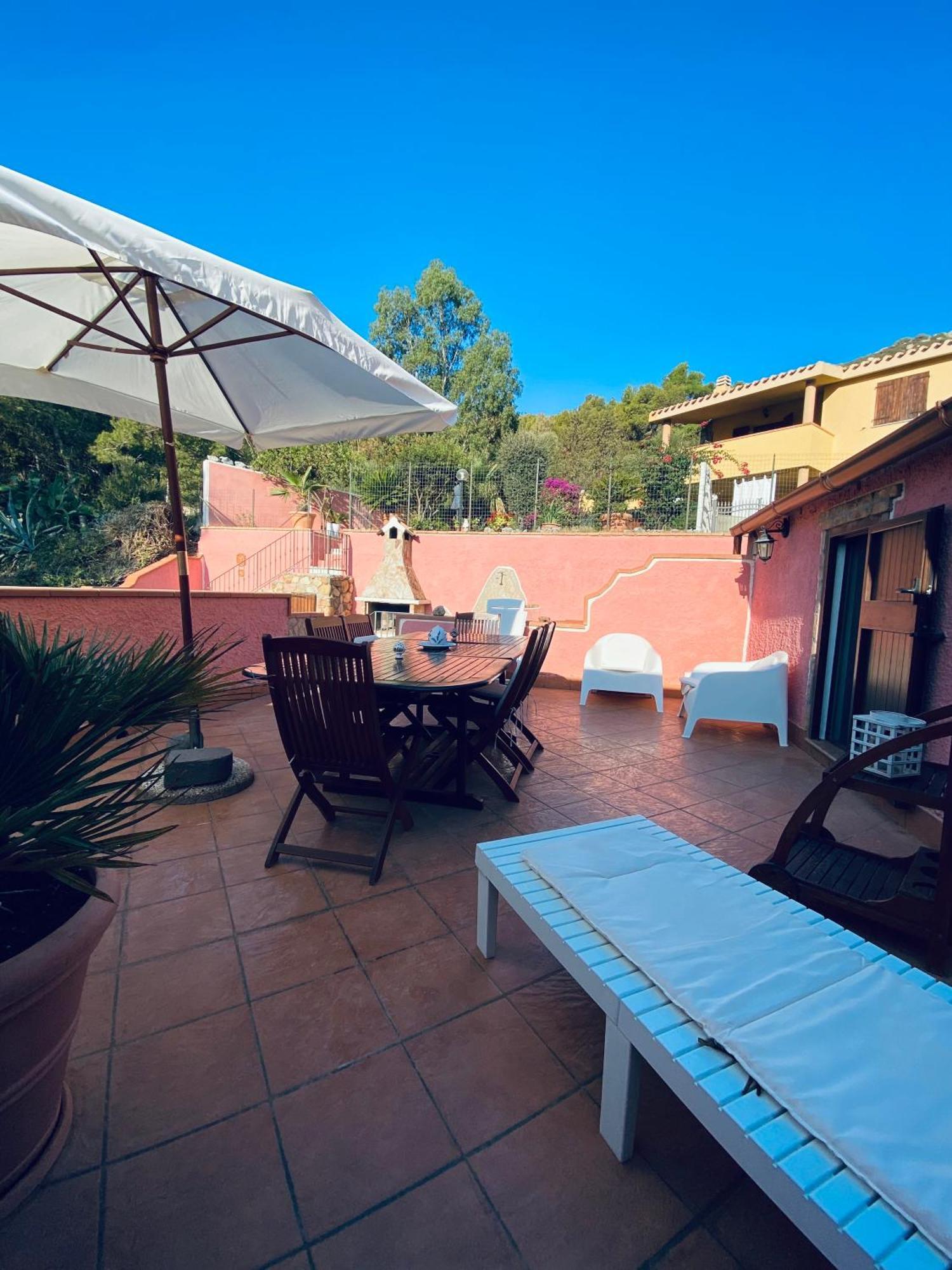 Beautifulhousebybeach Solanas  Luaran gambar